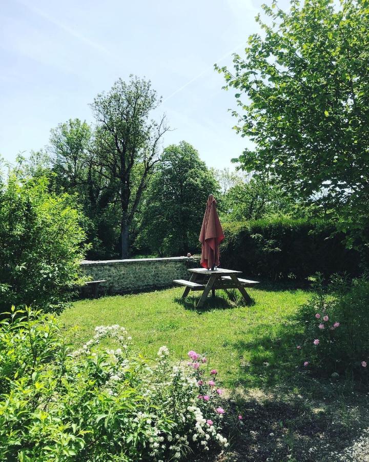 As Seen On A New Life In The Sun - Beautiful 3 Bedroom Cottage With Shared Pool Montboyer Esterno foto