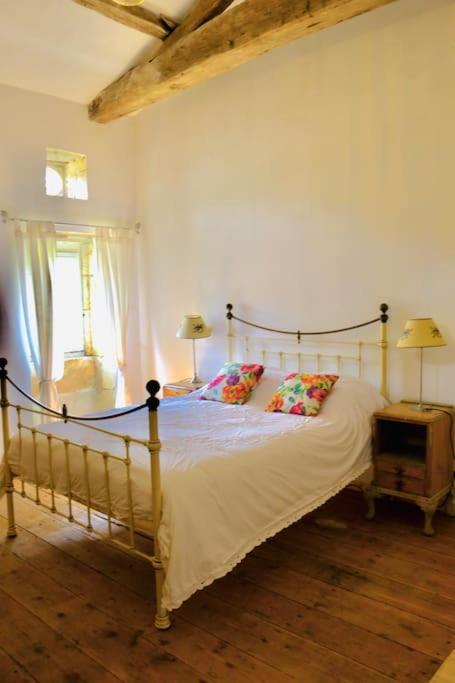 As Seen On A New Life In The Sun - Beautiful 3 Bedroom Cottage With Shared Pool Montboyer Esterno foto